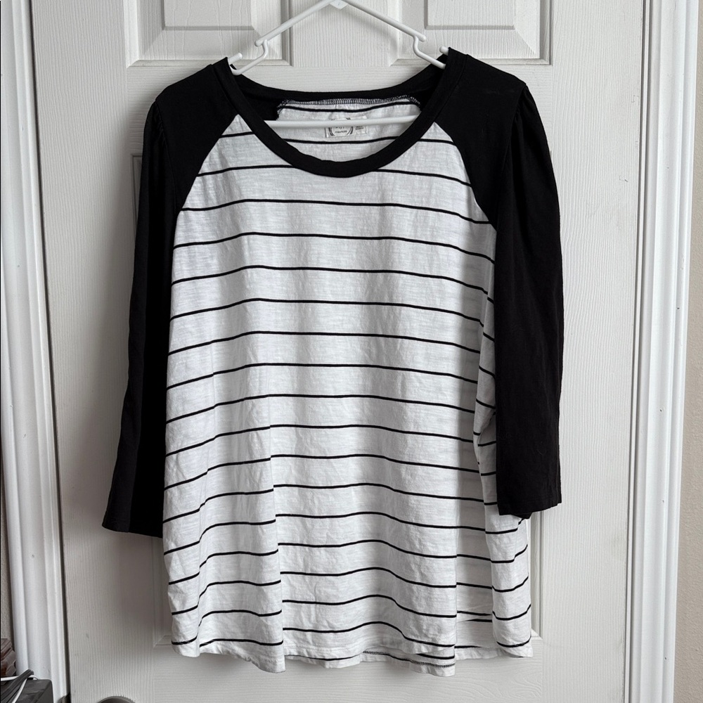 Maurices Black and White Striped Long Sleeve Tee